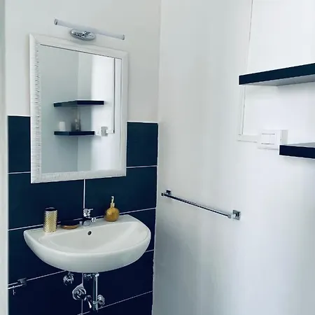 In Centro Storico Alloggio in famiglia